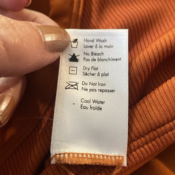 L*Space Axel Ribbed Bikini Top in Amber, One Shoulder Strap, X-Small, NWT - Picture 9 of 11